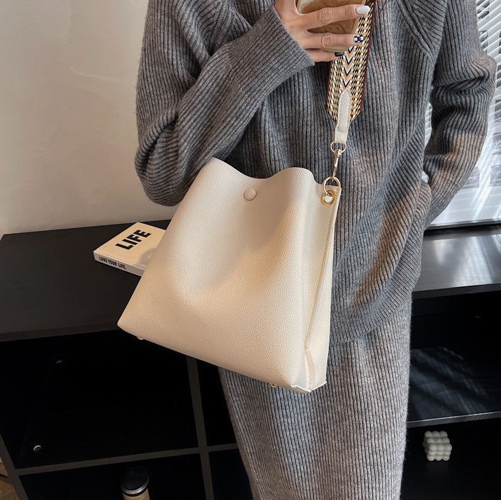 Lise | Bucket Shoulder Bag