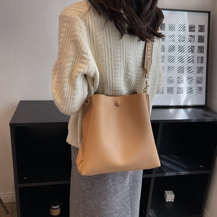 Lise | Bucket Shoulder Bag