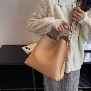 Lise | Bucket Shoulder Bag